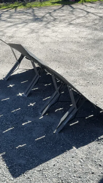 Lightweight portables are no match for gusts of wind, this one was about 10 - 12 knots.