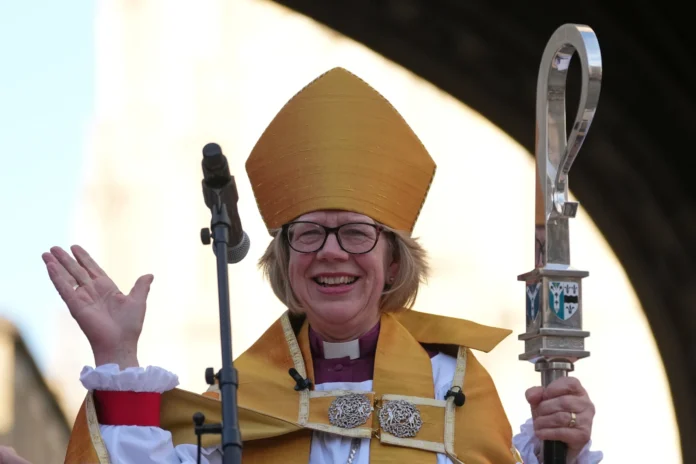 Archbishop of Canterbury expresses solidarity with Pope Leo XIV in