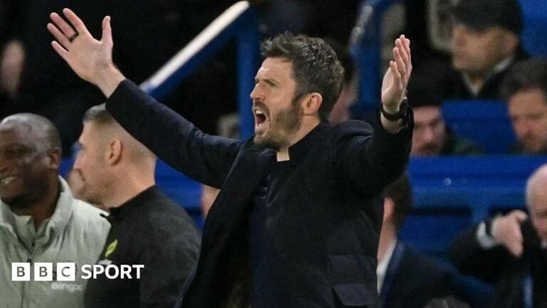 Carrick silences doubters as Man Utd close on Champions League