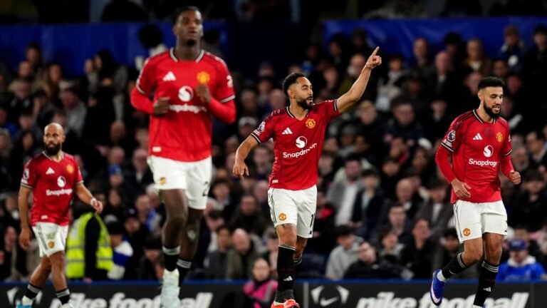 Chelsea's CL hopes suffer another bitter blow in Man Utd defeat