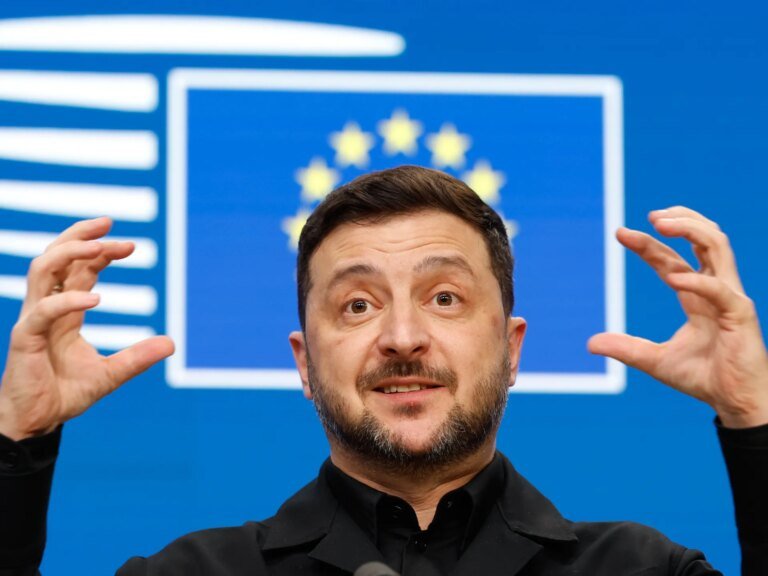 EU formally approves 90bn euro Ukraine loan and new sanctions on Russia