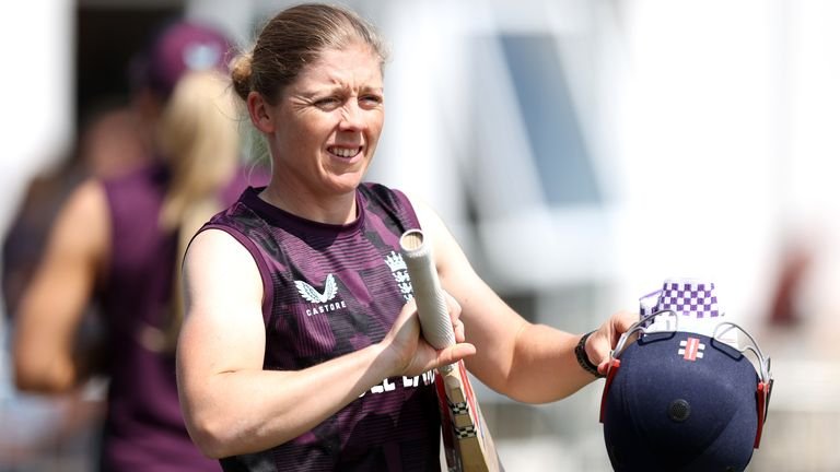 Heather Knight