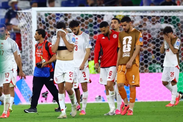 Soccer Football - FIFA World Cup 2026 - Group F - Tunisia v Japan - Estadio Monterrey, Monterrey, Mexico - June 20, 2026 Tunisia's Mohamed Amine Ben Hamida, Tunisia's Montassar Talbi, Tunisia's Dylan Bronn and Tunisia's Mouhib Chamakh look dejected after the match REUTERS/Daniel Becerril