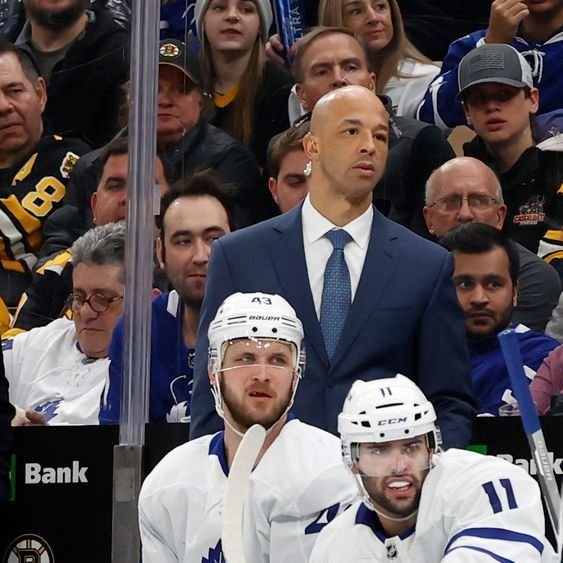 Canucks go internal again, hire Malhotra as coach