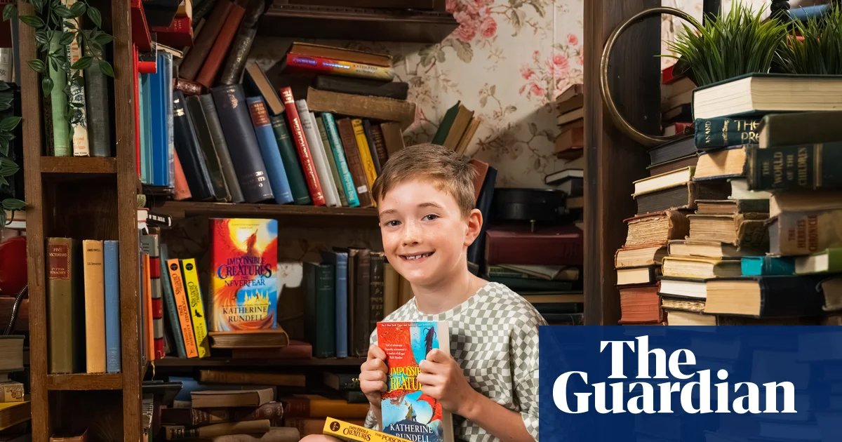 Every year 6 student to be given Katherine Rundell book for Christmas