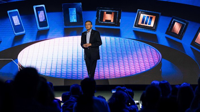 The deal that saved Intel